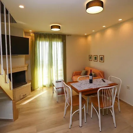 East & West Seaside Tatil Evi *