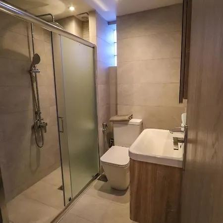 East & West Seaside Tatil Evi Gialtra