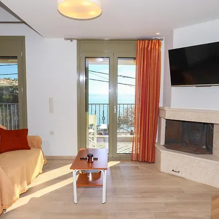 East & West Seaside Tatil Evi